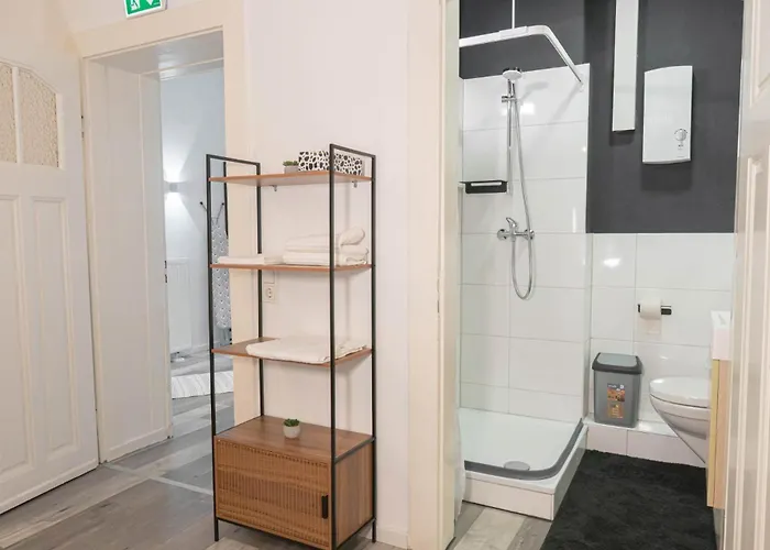 Stilvoll & Nah An Koeln - Messe 公寓