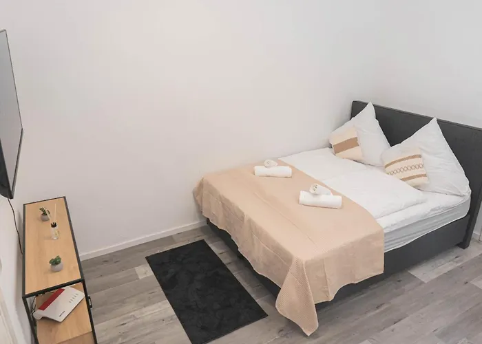 Stilvoll & Nah An Koeln - Messe 勒沃库森